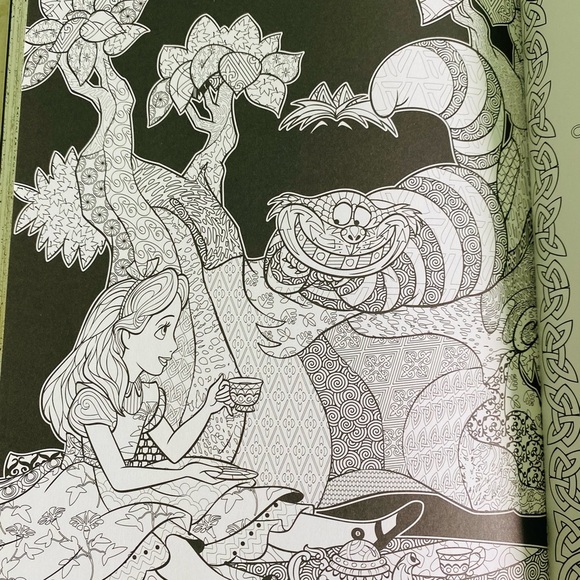 Disney Art of Coloring Animals Coloring Book Hard cover Coloring Book - Picture 12 of 12